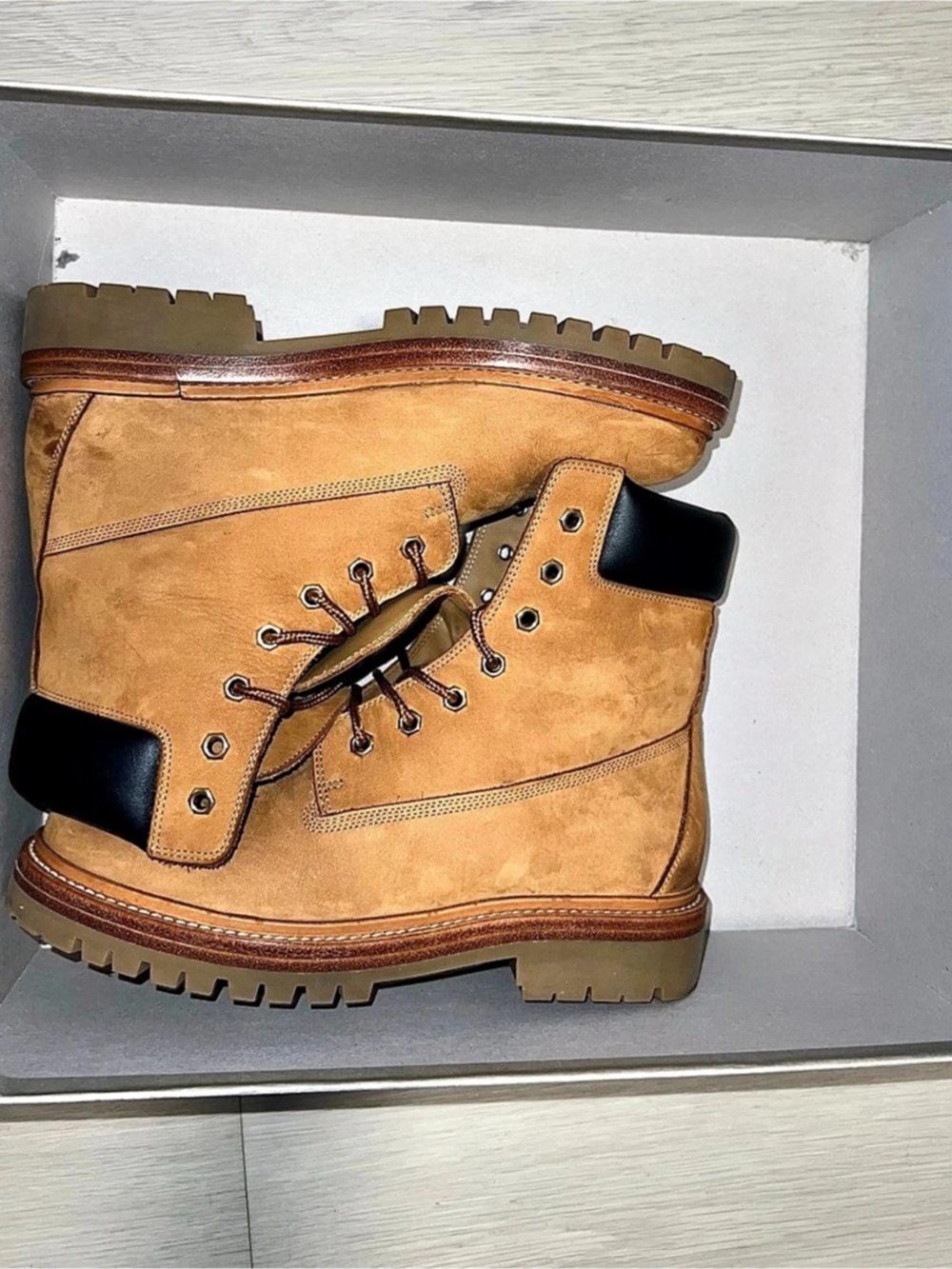 Danner Mountain Light Brown Boots US 8